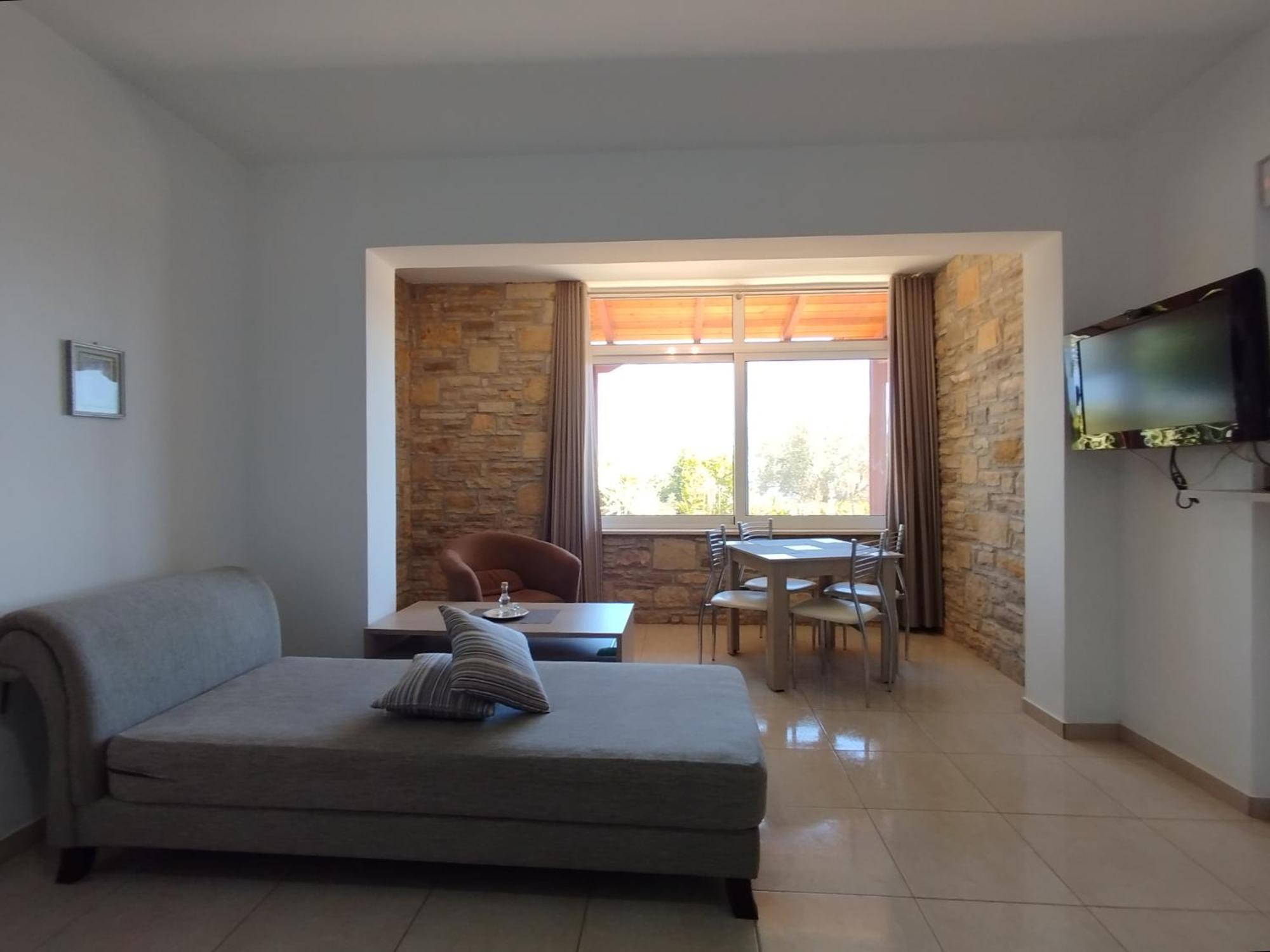 Alexena Apartments 아기아갈리니 외부 사진