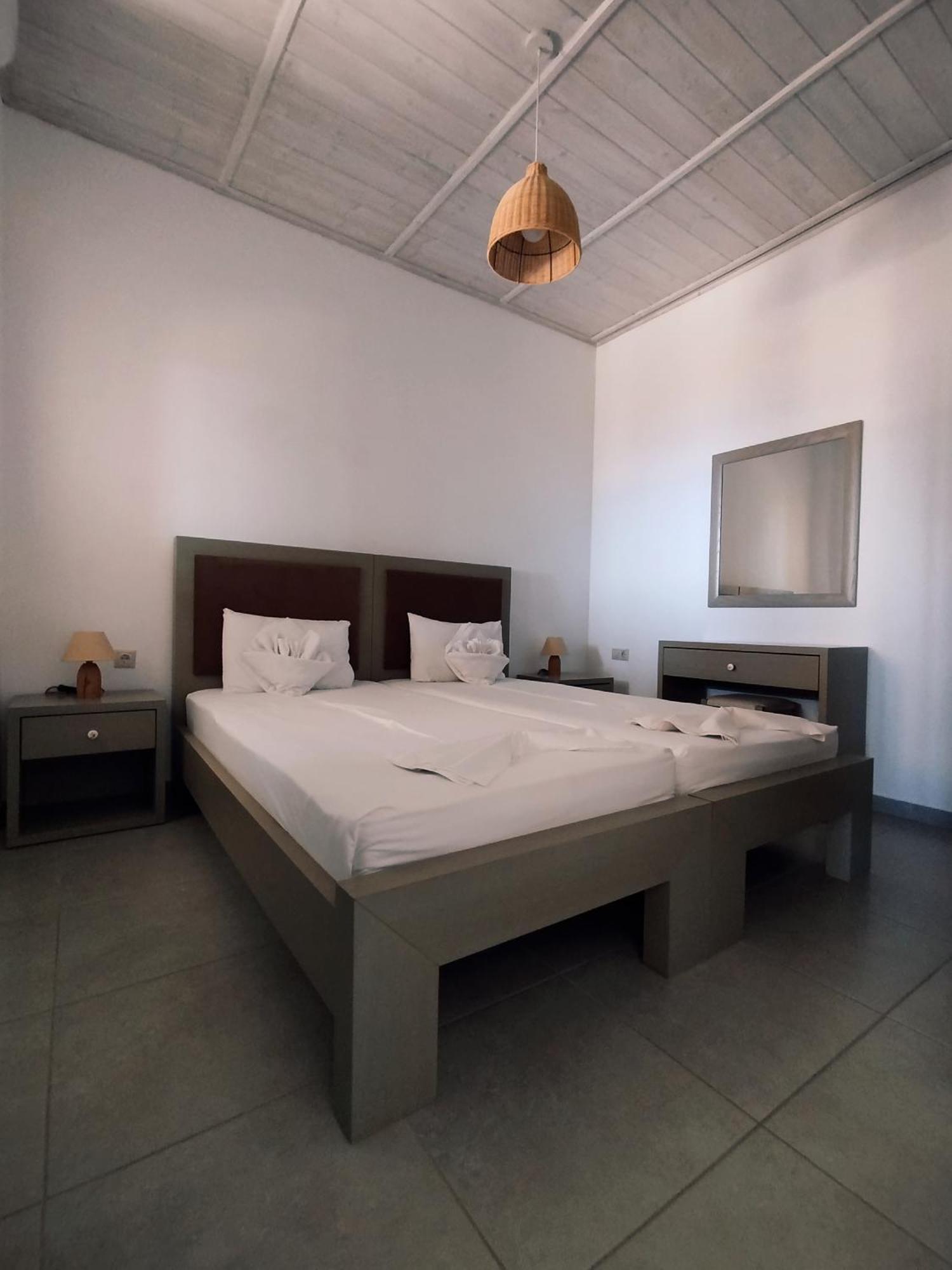 Alexena Apartments 아기아갈리니 외부 사진